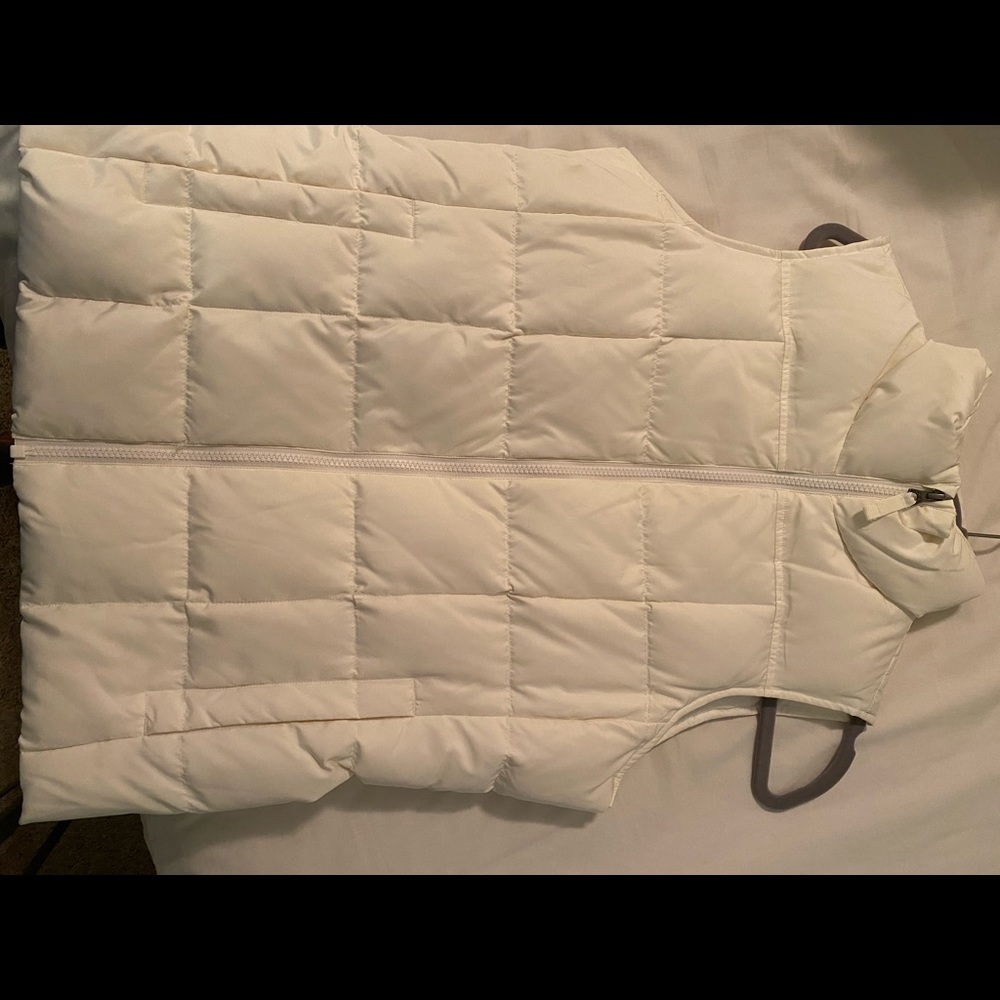 White vest